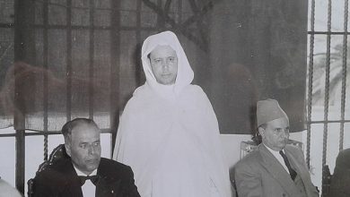 عبد الله كنون رفقة علال الفاسي والحبيب بورقيبة بطنجة عام 1957