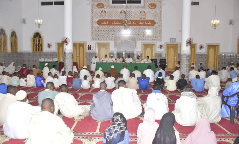 طاطا: أمسية دينية بمسجد الإمام مالك بتيسينت تحتفي بالقرآن الكريم وتكرّم الأئمة والحفظة