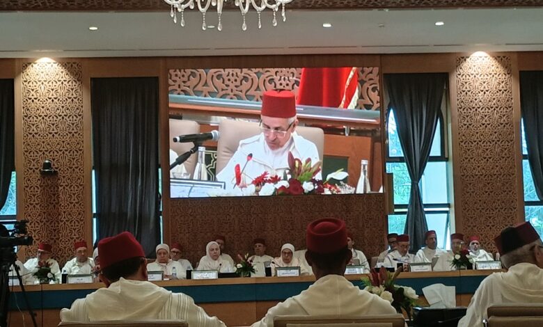 الأمين العام للمجلس العلمي الأعلى يبرز مسؤولية العلماء في خدمة الدين والوطن وتعزيز التماسك المجتمعي