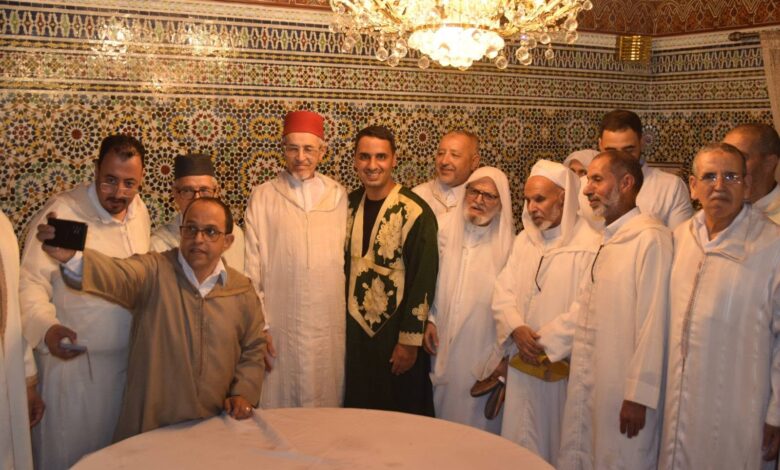 وفد من آسا الزاك وأيتوسى يهنئان اليزيد الراضي ويشيدان بمساره العلمي