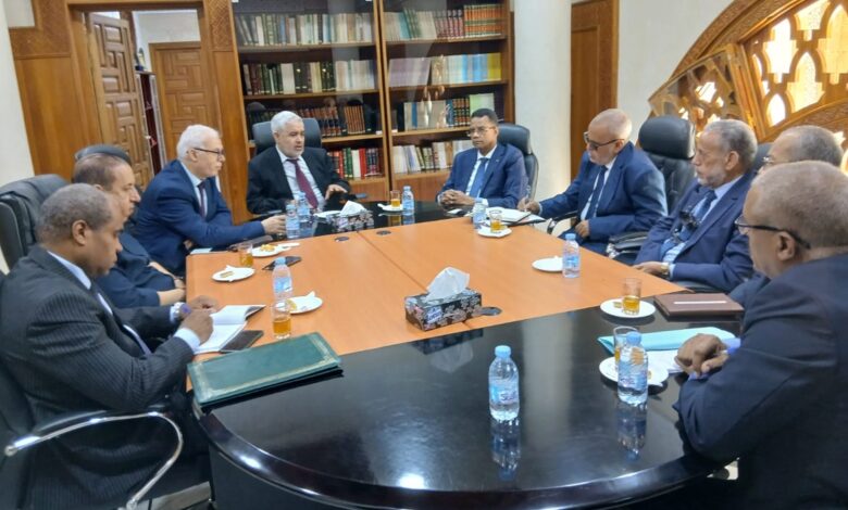 وزير الشؤون الإسلامية الموريتاني في دار الحديث الحسنية لبحث التعاون العلمي